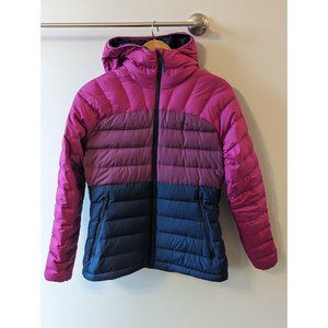 L.L.BEAN Medium Bean's Down Hooded Puffer Jacket Colorblock Burgundy Navy 650